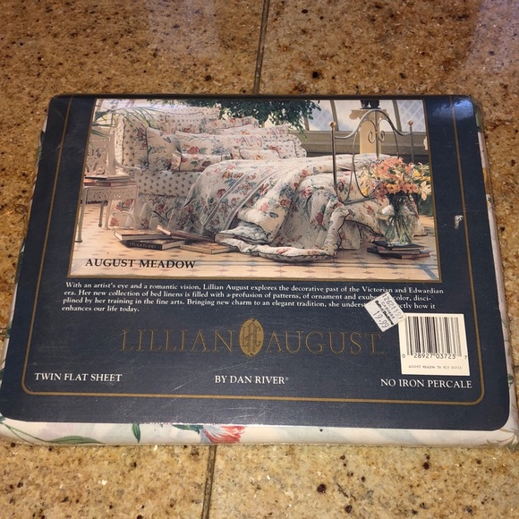 💐🌷🌼Twin Flat Sheet Floral Bedding - Picture 5 of 8